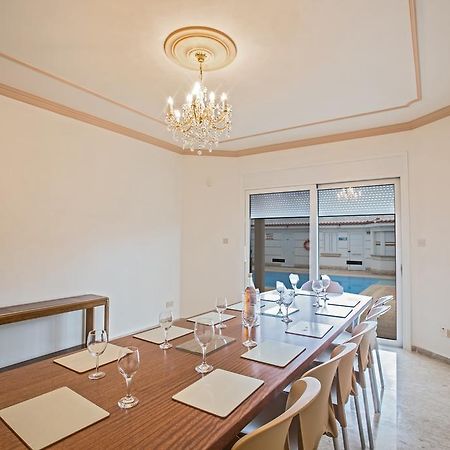 Papas Family Villa Паралимни Екстериор снимка